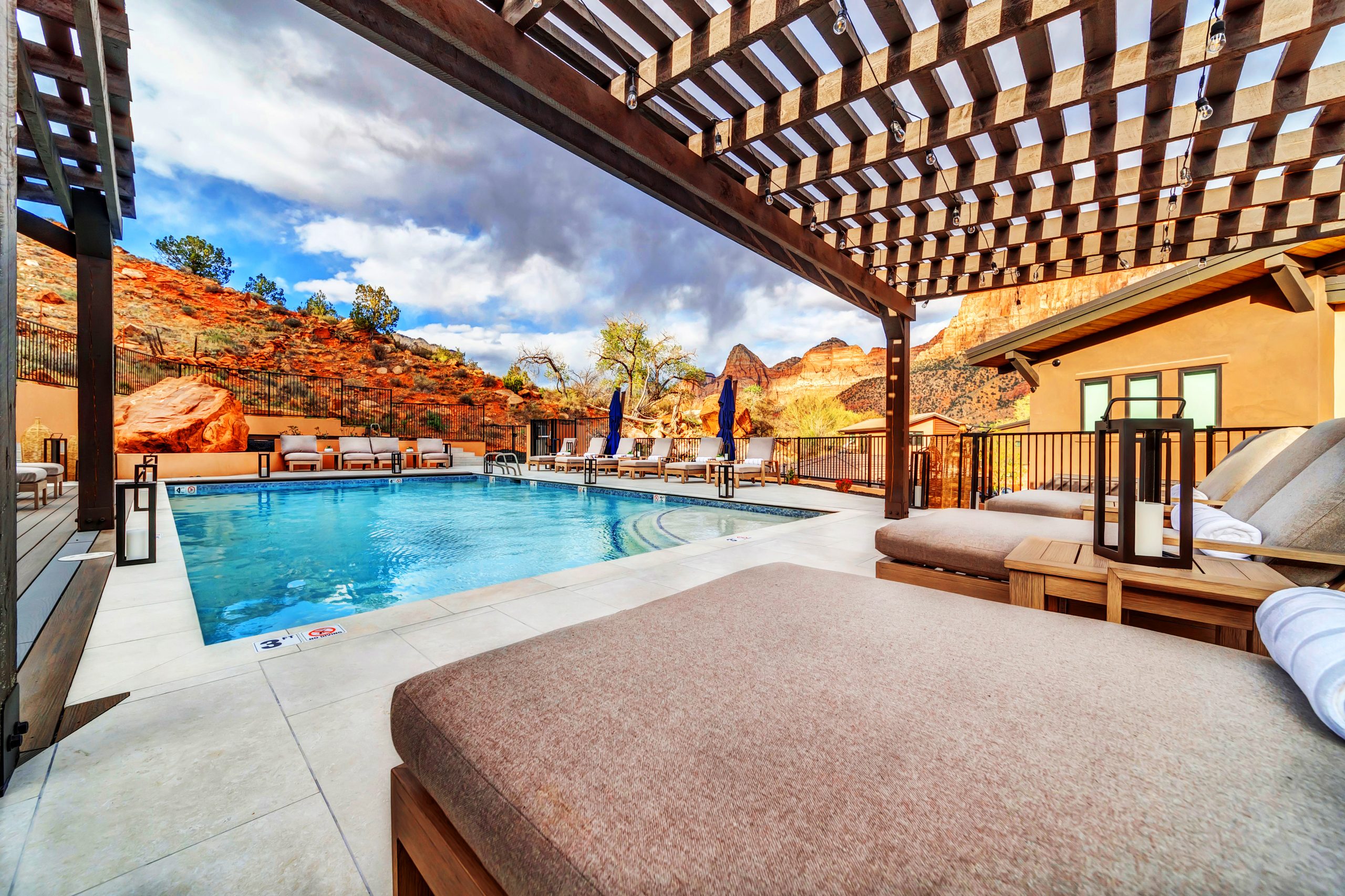 LaFave Luxury Pool – LaFave